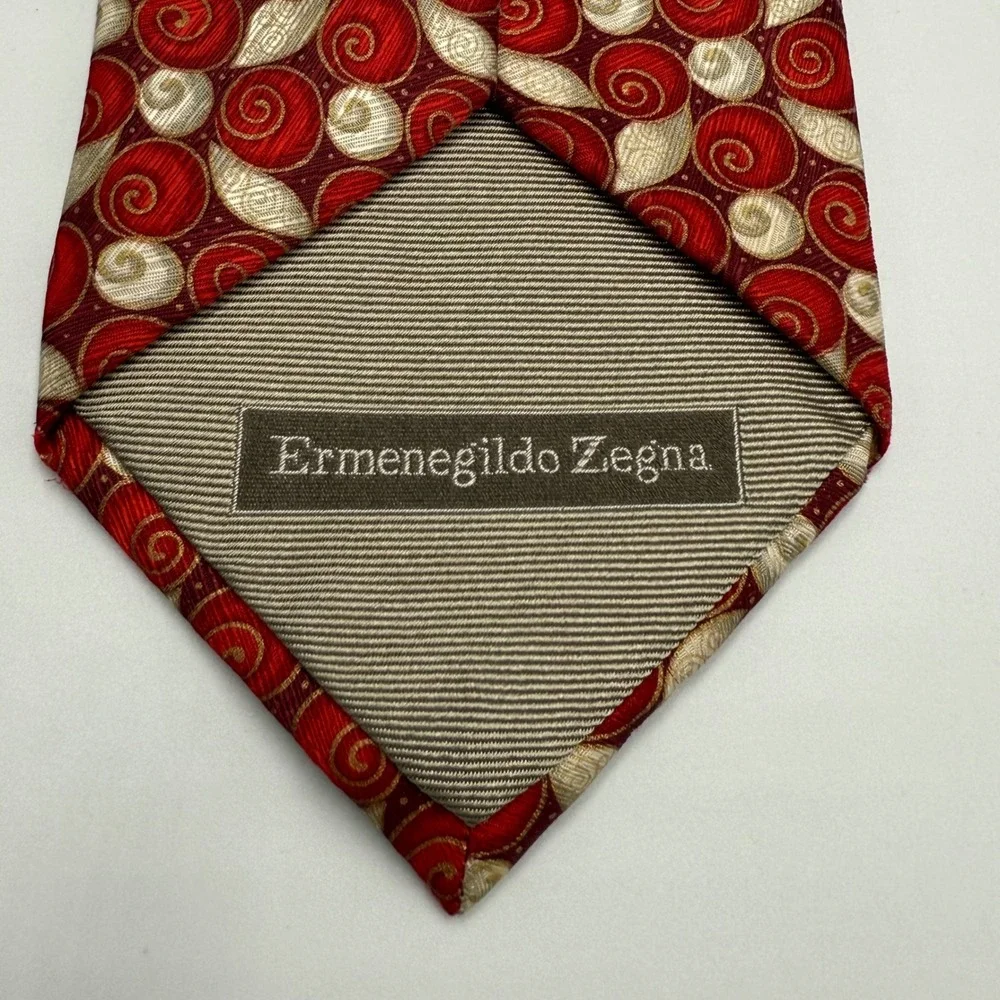 Vintage Ermenegildo Zegna Silk Tie Red Gold Geometric Swirl Spiral Pattern Italy
